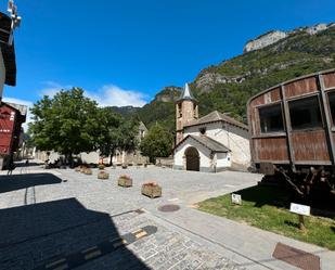 Exterior view of Apartment for sale in Canfranc