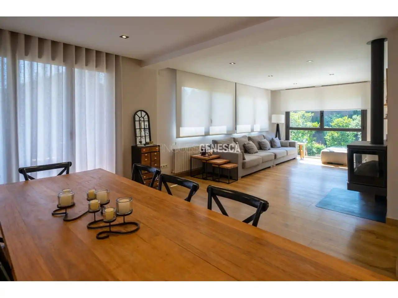 Sala de estar de Casa o chalet en venta en Matadepera con Aire acondicionado, Calefacción y Jardín privado