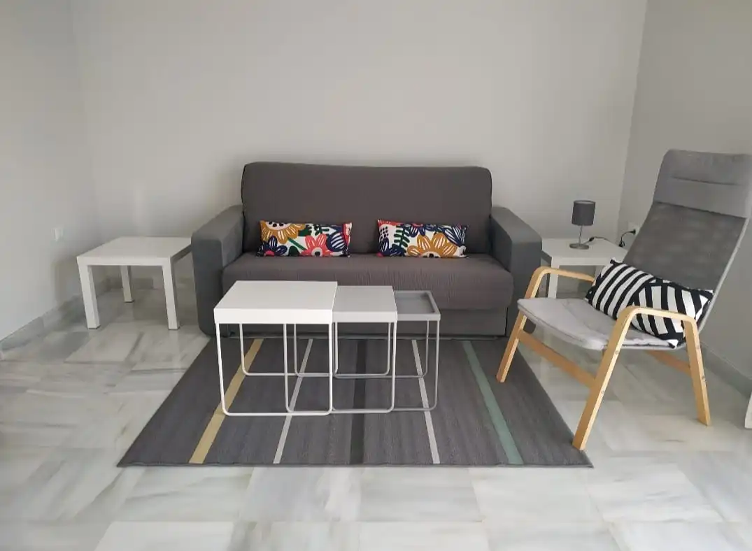 Sala d'estar de Pis de lloguer en Roquetas de Mar amb Aire condicionat, Calefacció i Terrassa