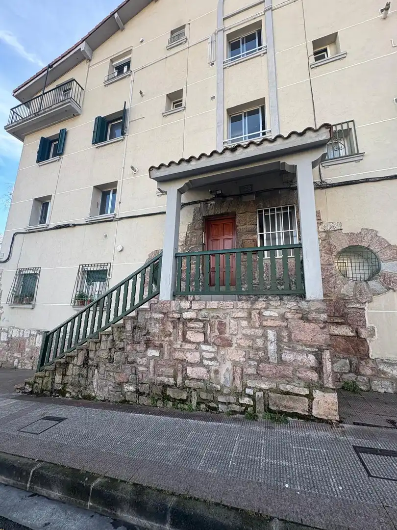 Außenansicht von Wohnung zum Verkauf in Errenteria mit Heizung und Terrasse
