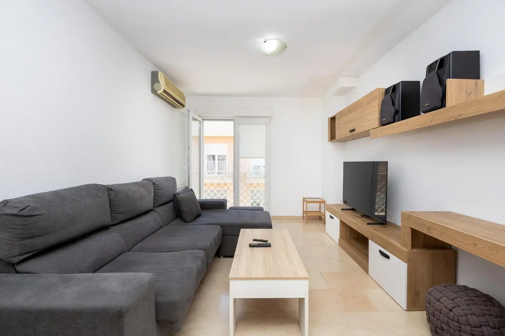 Sala de estar de Piso en venta en Granada con Calefacción