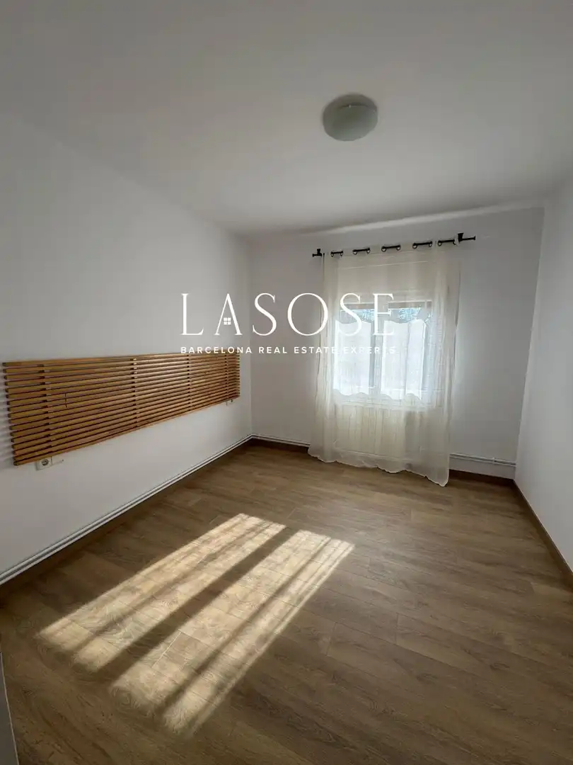 Bedroom of Houses for sale in Sitges  with Heating, Private garden and Parquet flooring