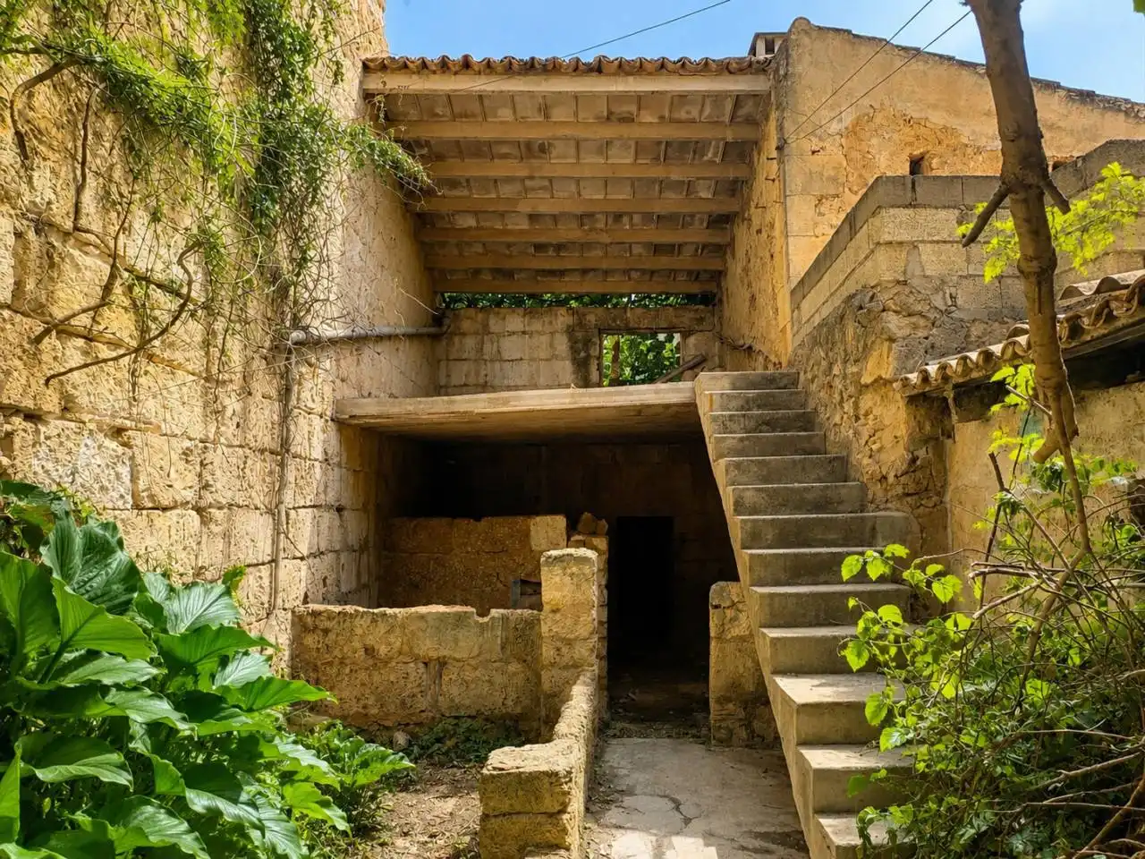 Vista exterior de Casa o xalet en venda en Sa Pobla amb Jardí privat i Terrassa