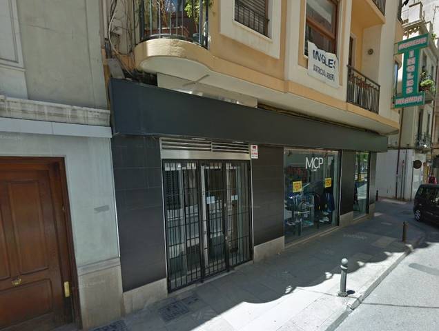 Local comercial en Venta en C/ San Blas en Hospital - Plaza del Real
