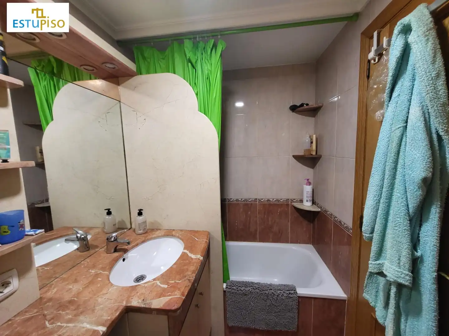 Badezimmer von Wohnung zum Verkauf in León Capital  mit Heizung und Möbliert