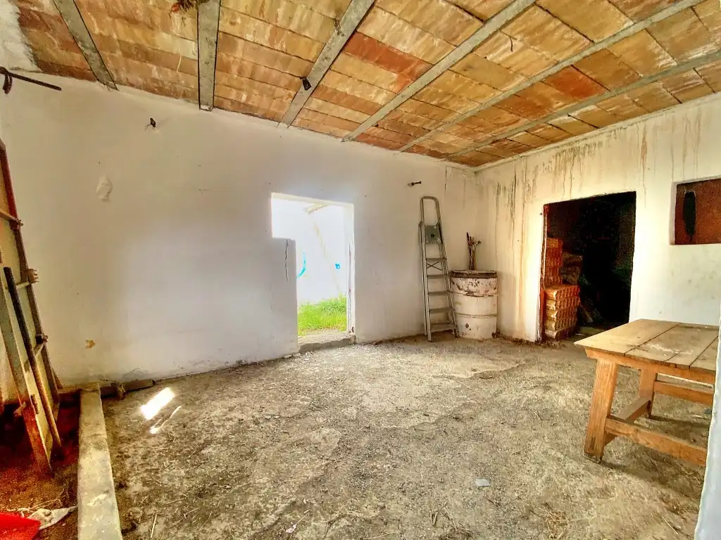 Country house zum Verkauf in Salares