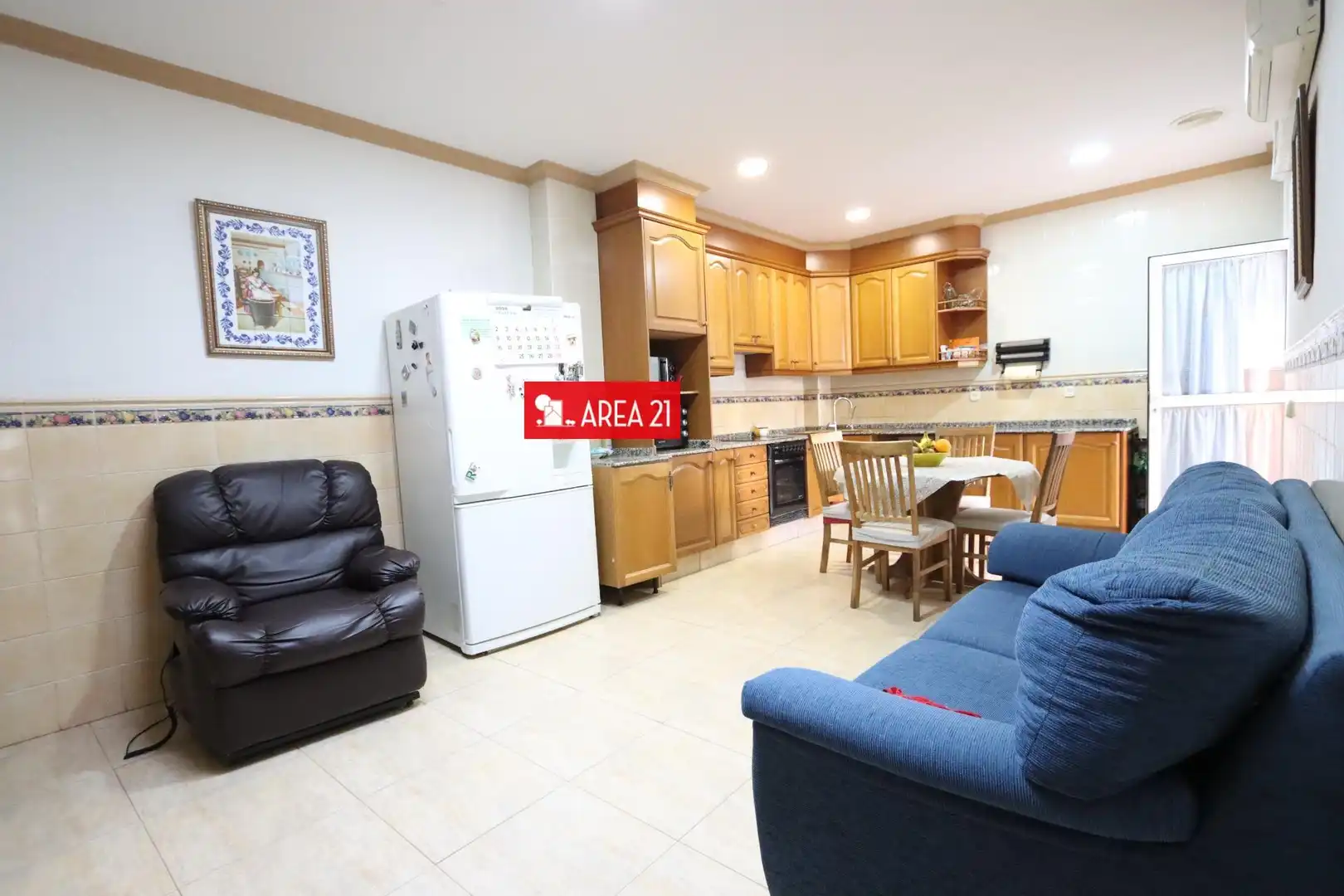 Casa o chalet en venta en La Pobla de Vallbona con Aire acondicionado, Terraza y Trastero