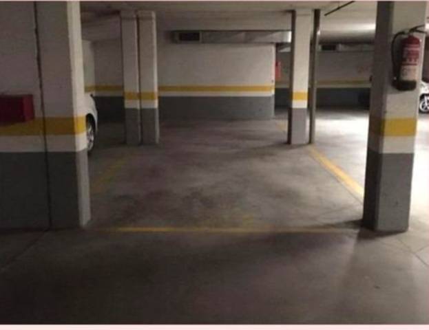 Garaje en Alquiler en Calle del Doctor Villacián, 47 en Parquesol