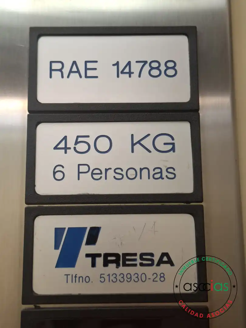 Parking de Piso en venta en Gijón  con Calefacción, Parquet y Trastero