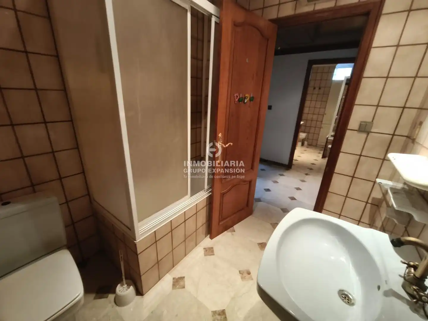 Baño de Piso en venta en Novelda