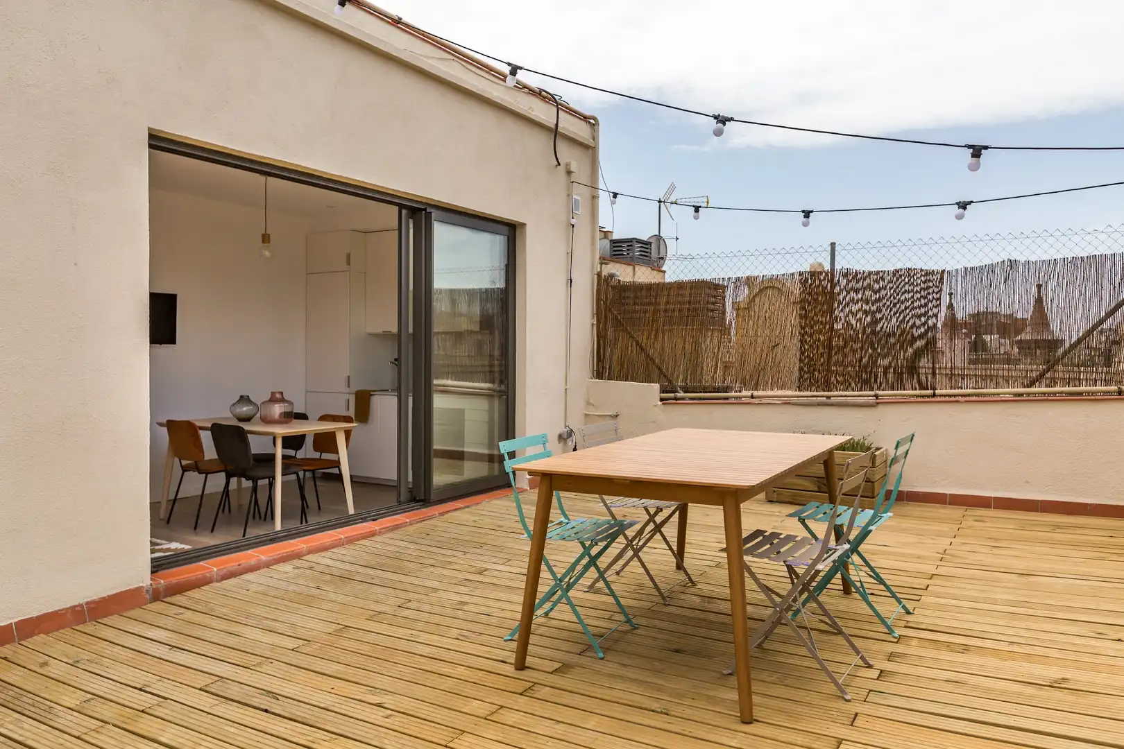 Terrasse von Wohnungen mieten mit Kaufoption in Barcelona mit Klimaanlage, Terrasse und Möbliert