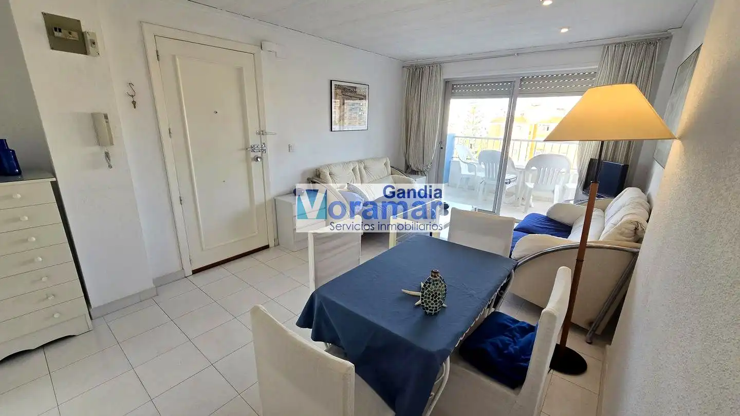 Apartament de lloguer en Gandia amb Terrassa, Moblat i Piscina comunitària