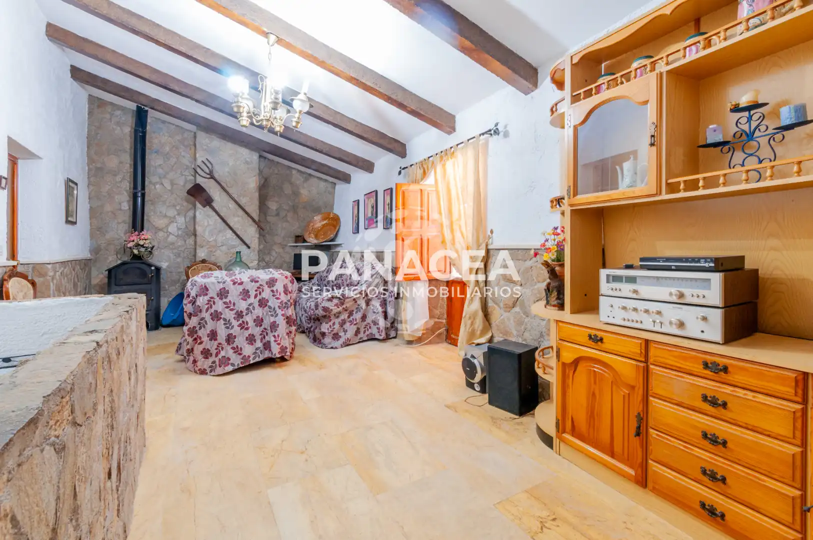 Haus oder Chalet zum Verkauf in Chercos mit Privatgarten, Möbliert und Ofen
