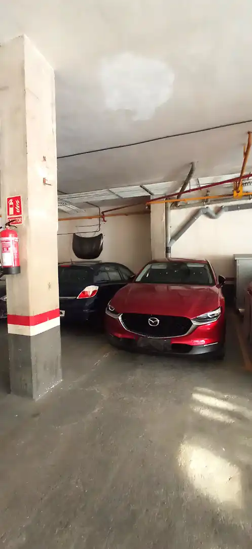 Parking de Ático en venta en Cerdanyola del Vallès con Calefacción y Balcón