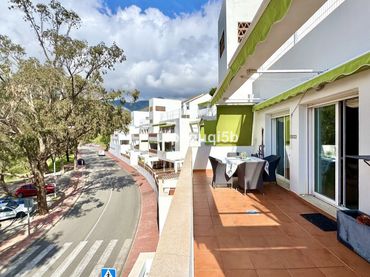Pis amb piscina en venda a Torrequebrada