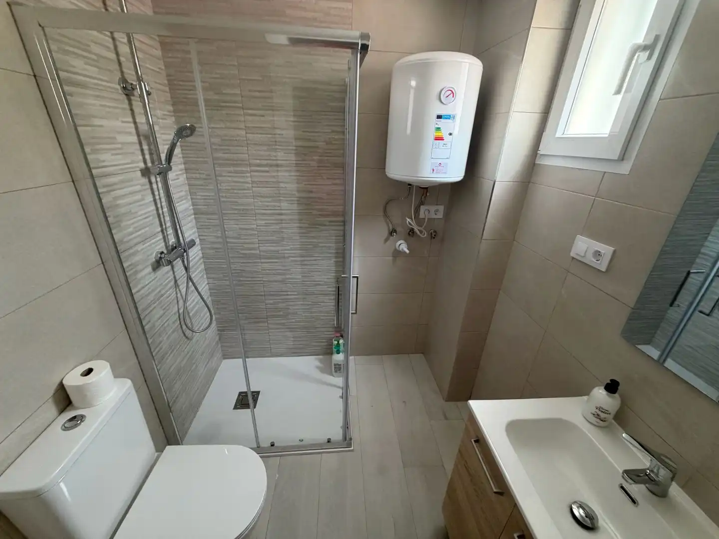Baño de Piso de alquiler en Alcorcón con Lavadora