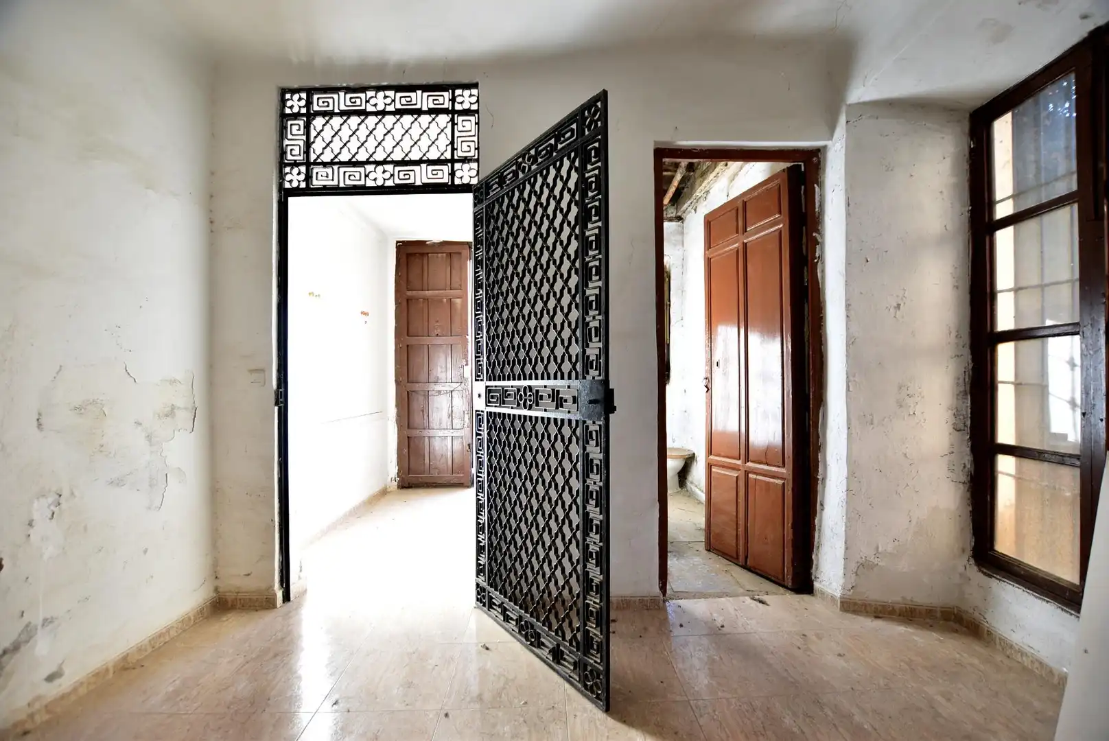Edificio en venta en Guadix