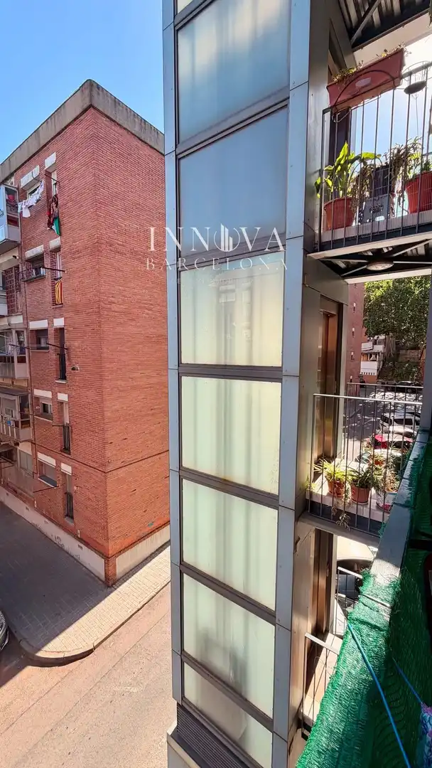 Exterior view of Flat for sale in Sabadell