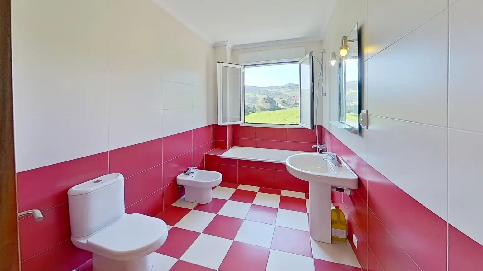 Bathroom of Houses for sale in Piélagos  with Heating, Private garden and Balcony