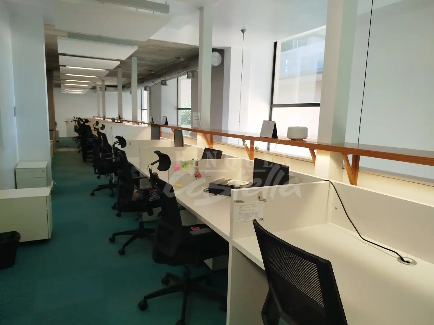 Commercial properties for sale in Mataró  with Air Conditioner and Heating