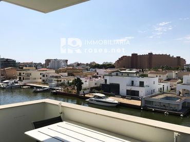 Piso con piscina en venta en De La Platja