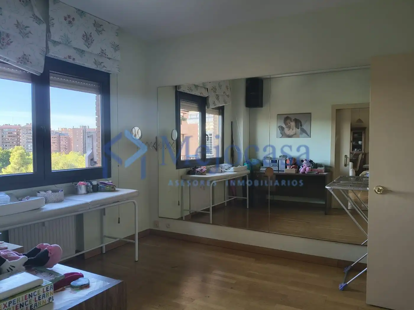 Schlafzimmer von Wohnung zum Verkauf in Fuencarral - El Pardo