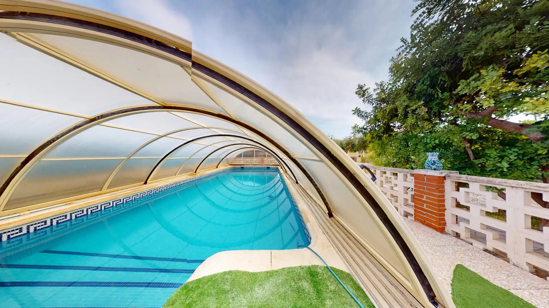Swimming pool of Houses for sale in Elche / Elx  with Air Conditioner, Heating and Private garden