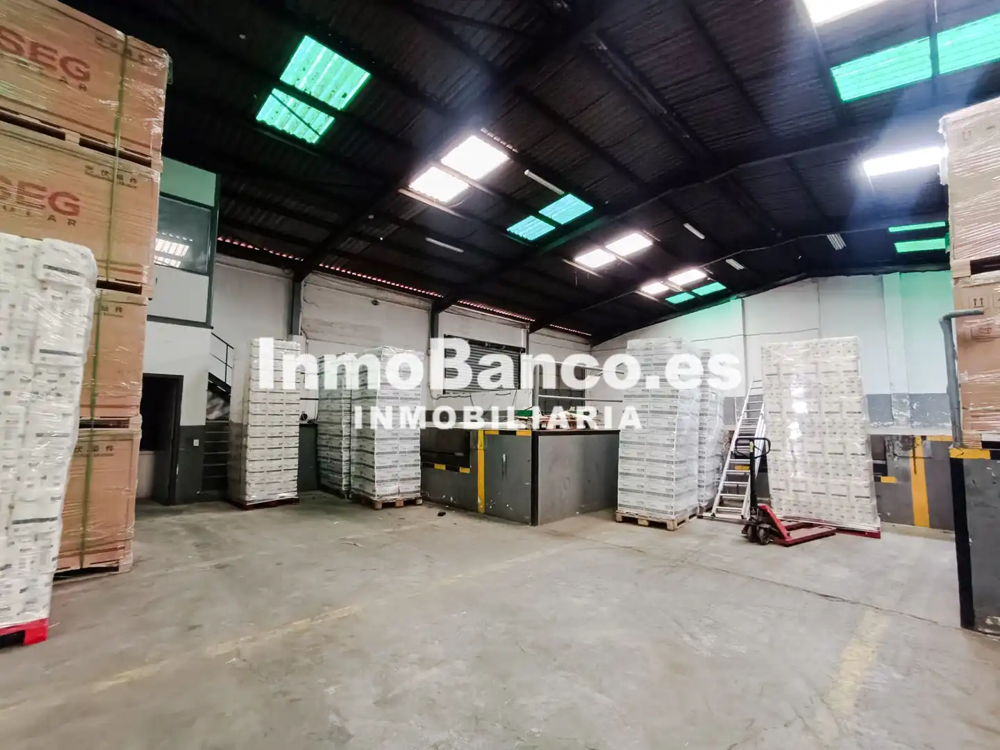 Industrial buildings for sale in Quart de Poblet