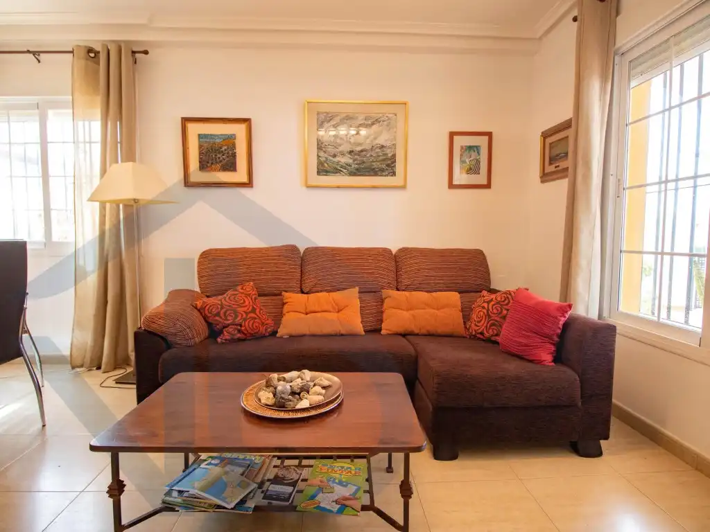 Sala d'estar de Casa adosada en venda en Pulpí