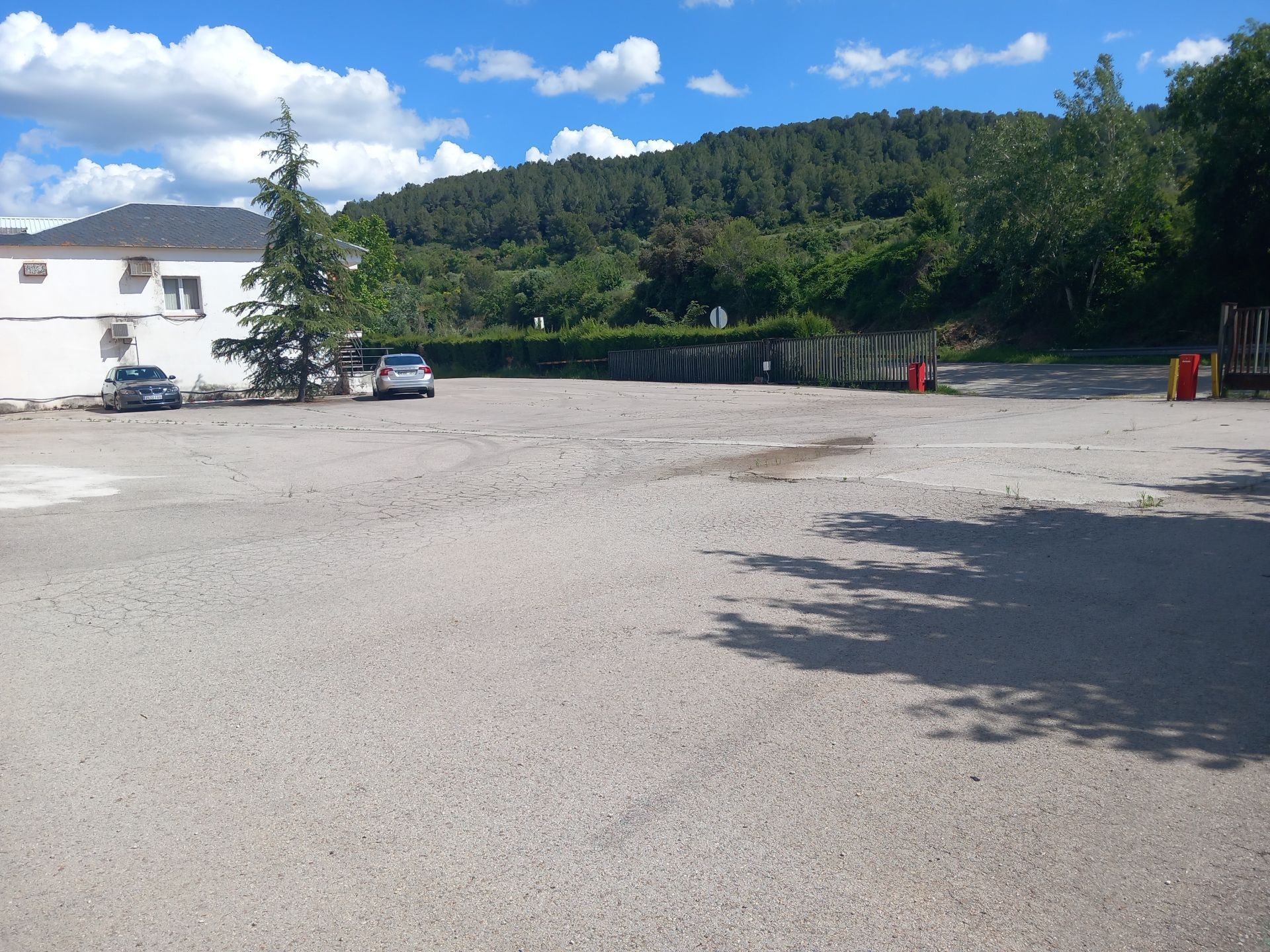Parking de Nave industrial de alquiler en Torrelavit