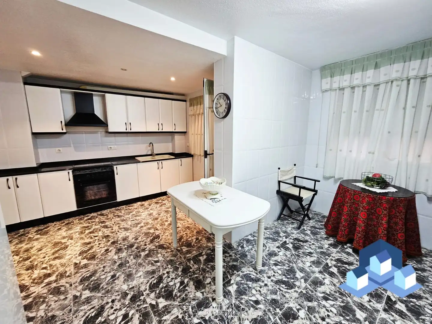 Kitchen of Flat for sale in Lorca  with Air Conditioner, Heating and Storage room