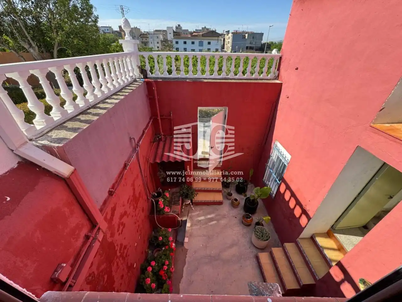 Terrassa de Casa o xalet en venda en Tortosa amb Aire condicionat, Jardí privat i Parquet
