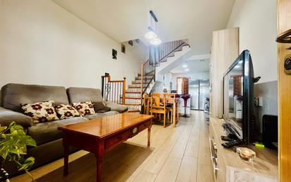 Sala d'estar de Casa adosada en venda en Los Alcázares amb Aire condicionat i Balcó