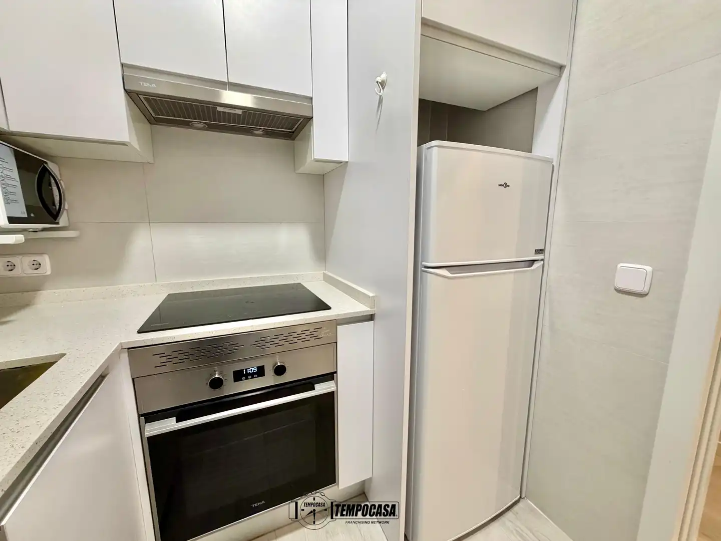 Cocina de Piso de alquiler en  Madrid Capital con Calefacción y Amueblado