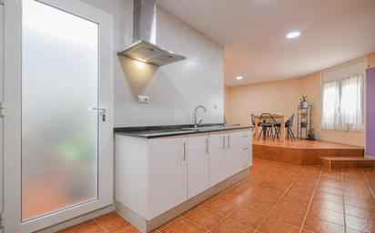 Kitchen of House or chalet for sale in Manresa