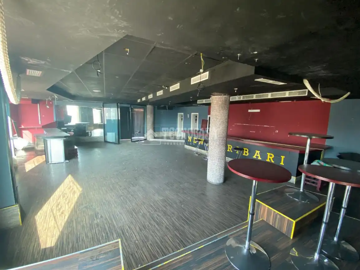 Local comercial en venta en Ensanche, imagen 5