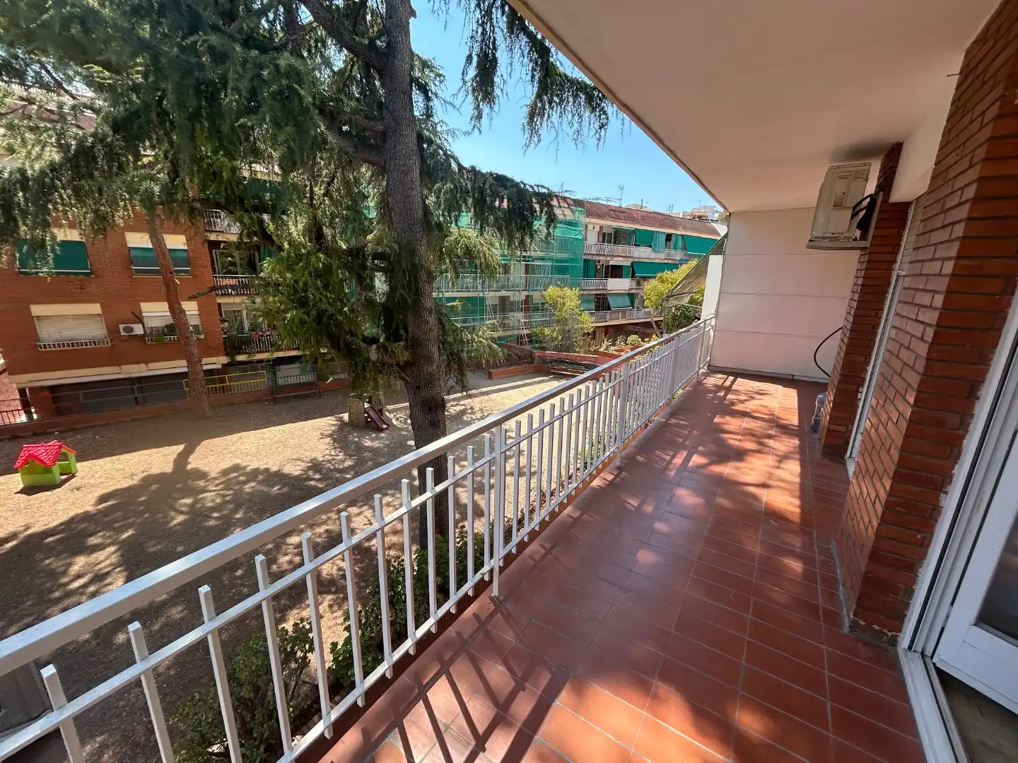 Piso en venta en Carrer d'Antonio Machado 22