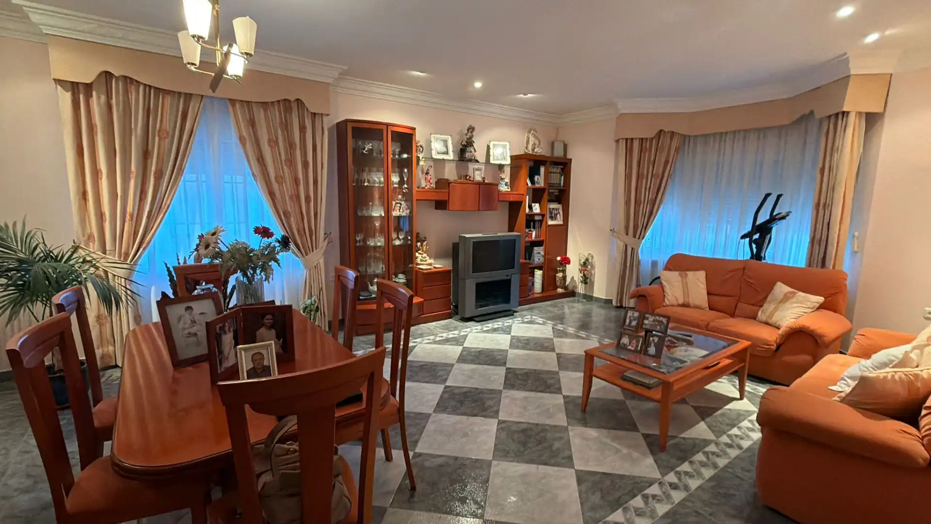 Casa en venda a Pedro Muñoz, imagen 2