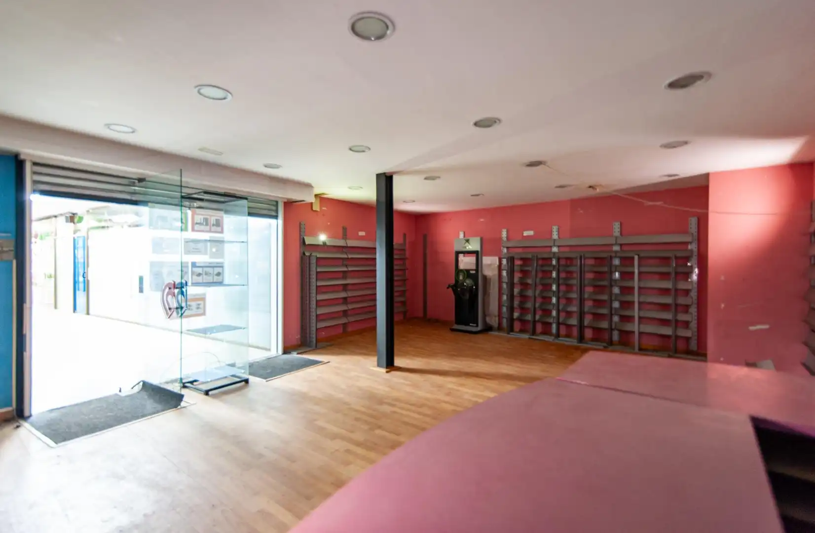 Business premises for sale in Carrer Parellada, imagen 3