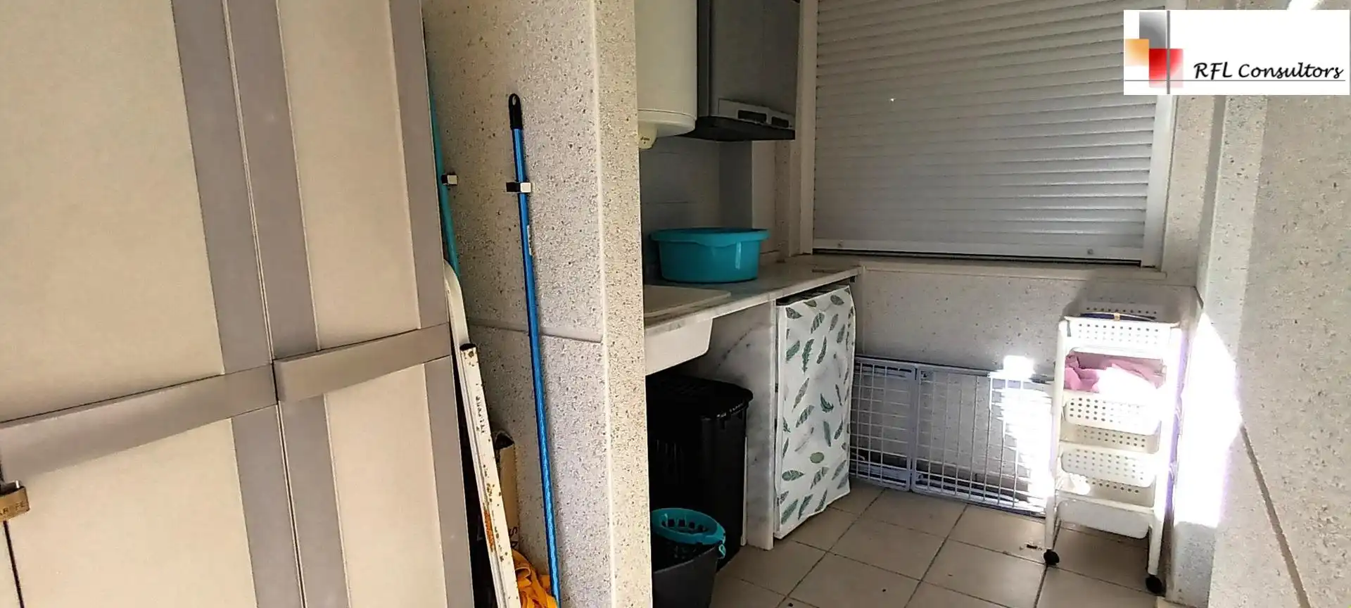 Küche von Erdgeschoss zur Miete in Torreblanca mit Privatgarten, Terrasse und Möbliert