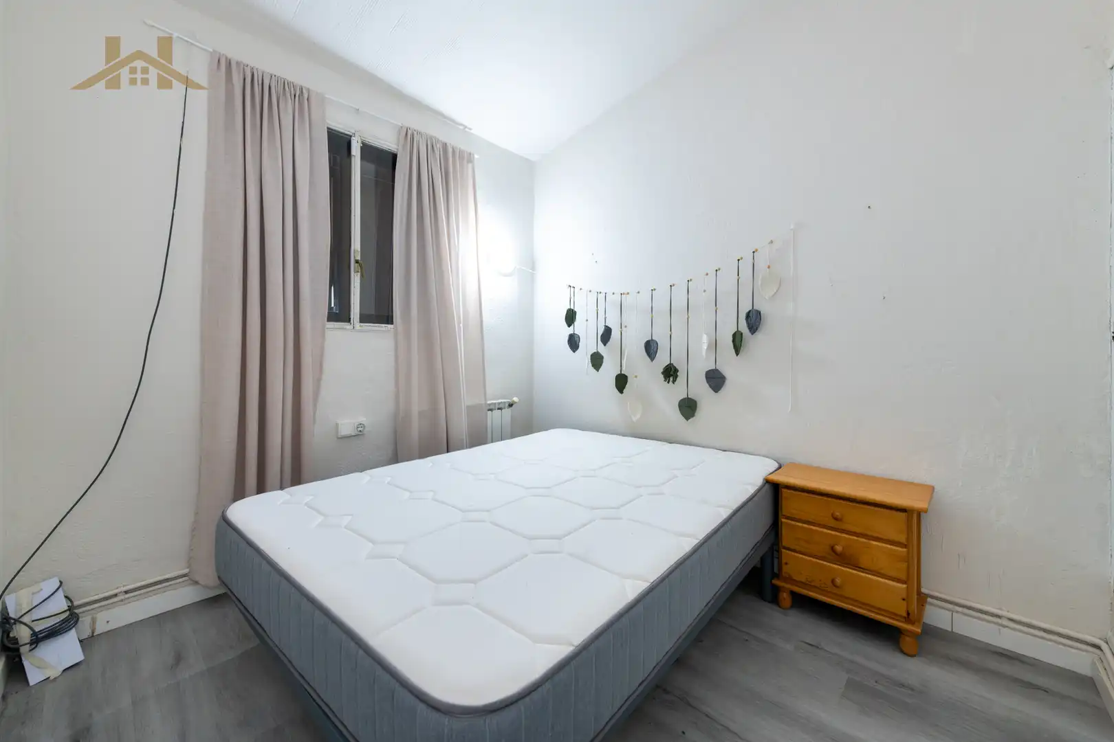 Habitación de Casa adosada en venta en Miraflores de la Sierra con Calefacción, Jardín privado y Trastero