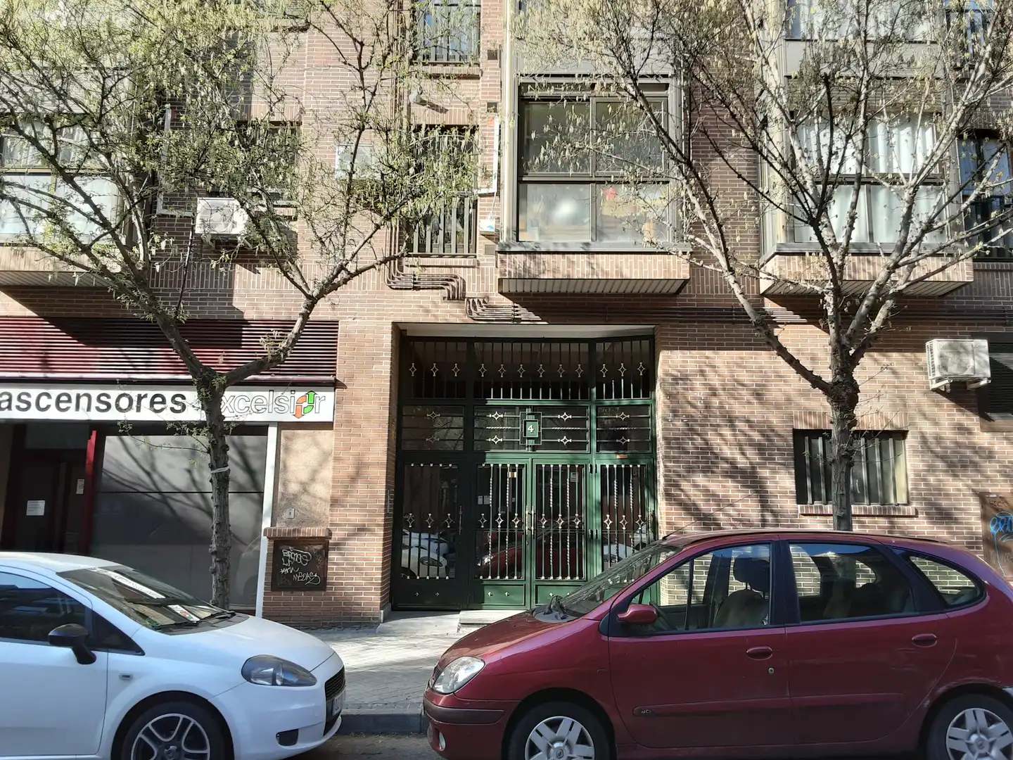 Individual for sale in Calle de Pozuelo de Zarzón, imagen 2
