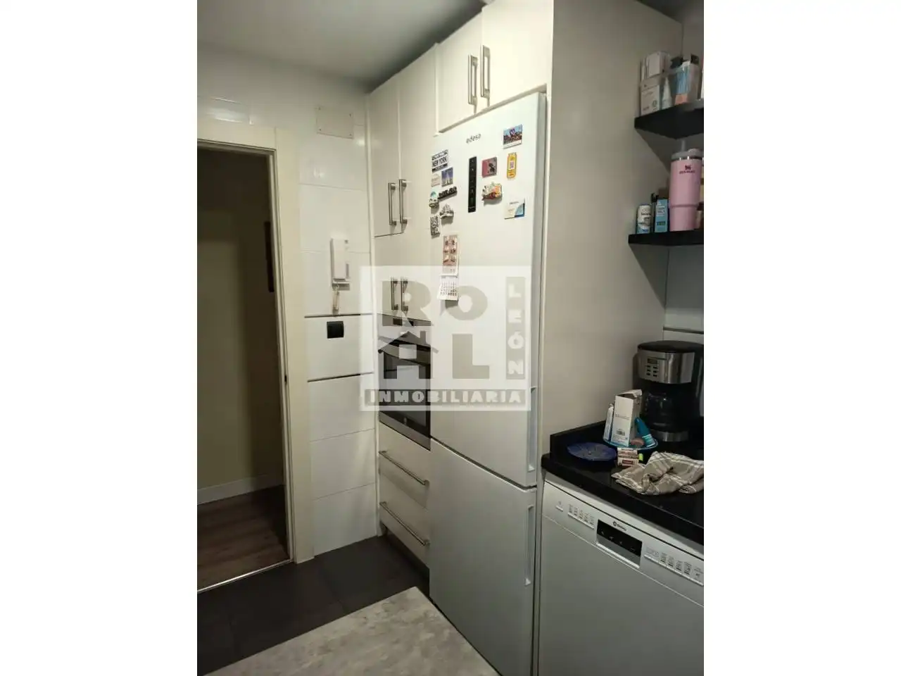 Kitchen of Flat for sale in León Capital   with Heating, Parquet flooring and Terrace