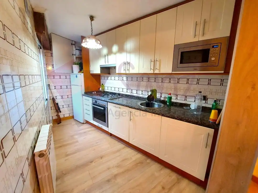 Cocina de Casa o chalet en venta en Hervías con Terraza, Trastero y Balcón