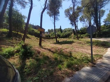 Terreny residencial en venda a Avinguda de les Cases Pairals 30