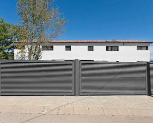 Exterior view of Single-family semi-detached for sale in Castellar del Vallès