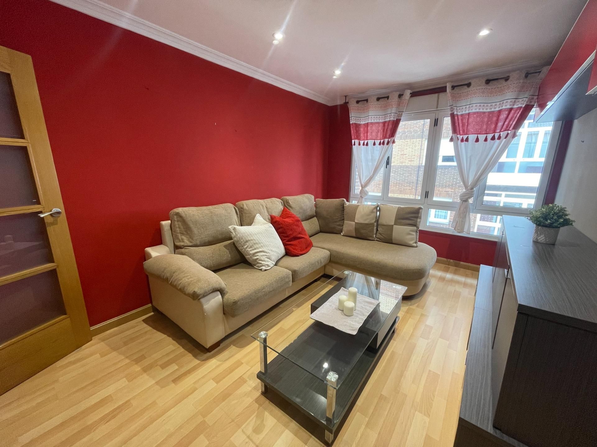 Living room of Flat for sale in Gijón   with Heating and Balcony