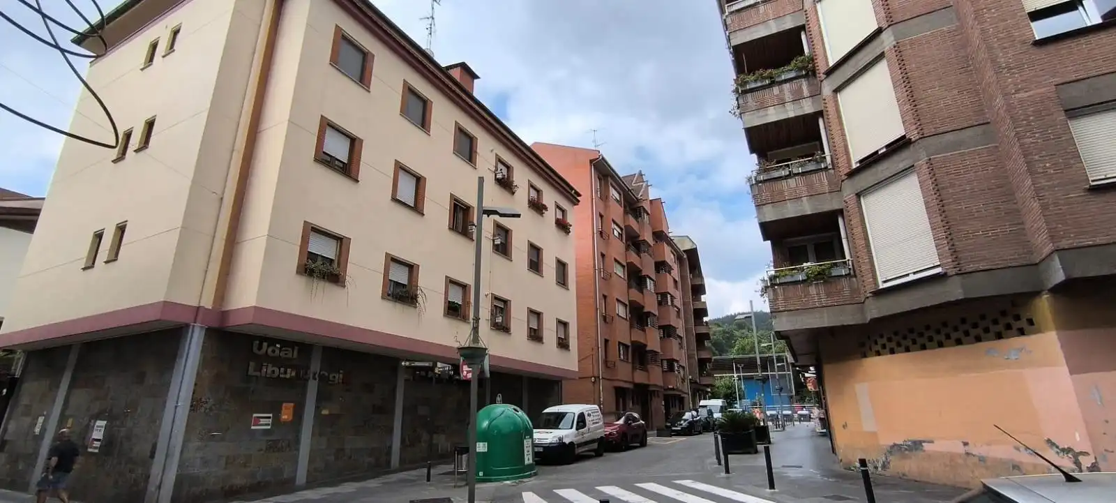 Vista exterior de Piso en venta en Ugao- Miraballes