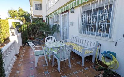 Jardí de Casa o xalet en venda en Orihuela amb Aire condicionat, Calefacció i Jardí privat