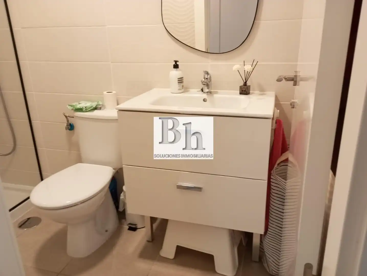 Bathroom of Flat for sale in Málaga  with Air Conditioner, Private garden and Terrace